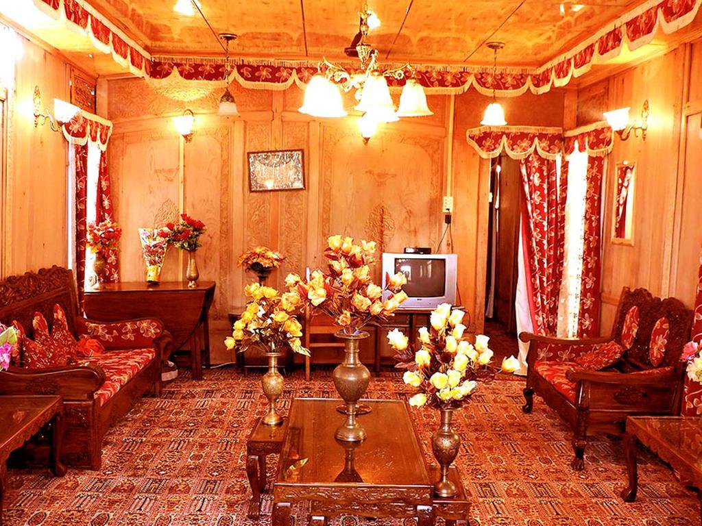 Aziz Palace Group Of Houseboats Srīnagar Eksteriør bilde