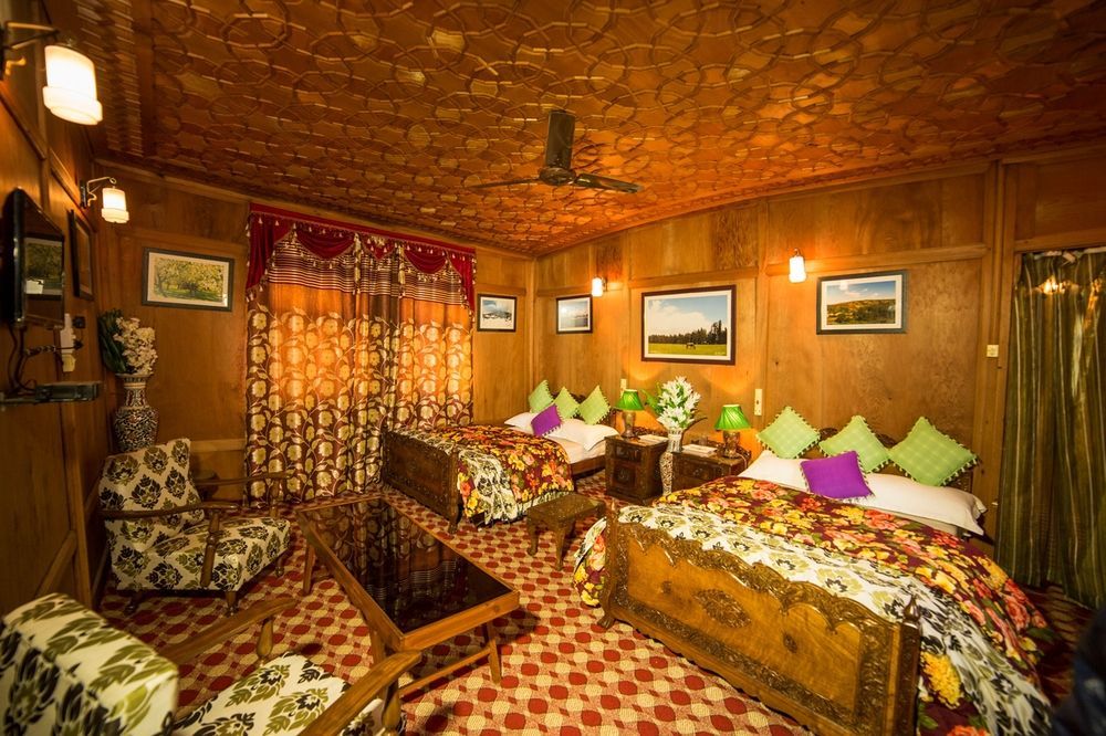 Aziz Palace Group Of Houseboats Srīnagar Eksteriør bilde